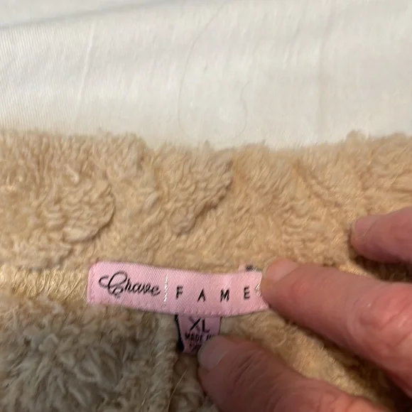 Fisherman knit Teddy joggers NWT- Comfy! - Picture 3 of 6